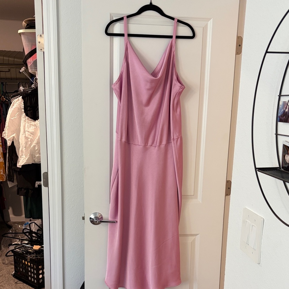 Ava & Viv Soft Pink Midi Dress